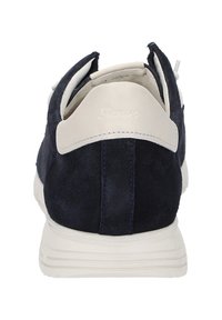 Thumbnail Image 4