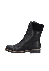 Czarne skórzane buty z sznurówkami o solidnej konstrukcji, zaokrąglonym nosku, sztucznym futerku przy kołnierzu oraz teksturowanej gumowej podeszwie. Wyposażone w przeszycia i detal z logo.