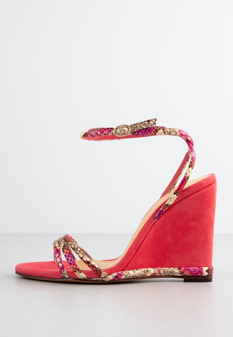 Alexandre Birman Sandalen met sleehak koraalrood