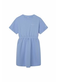 Světlomodré šaty s krátkým rukávem, elastickým páskem, měkkým bavlněným materiálem a decentním logem na hrudi. Ležérní A-čkový střih.