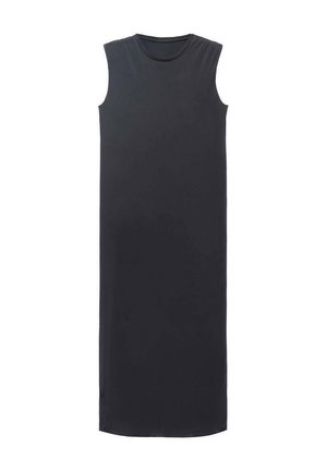 Čierna šatka bez rukávov po kolená, vyrobená z hladkej látky. Má okrúhly výstrih a jednoduchý dizajn bez akýchkoľvek ozdôb alebo vzorov.