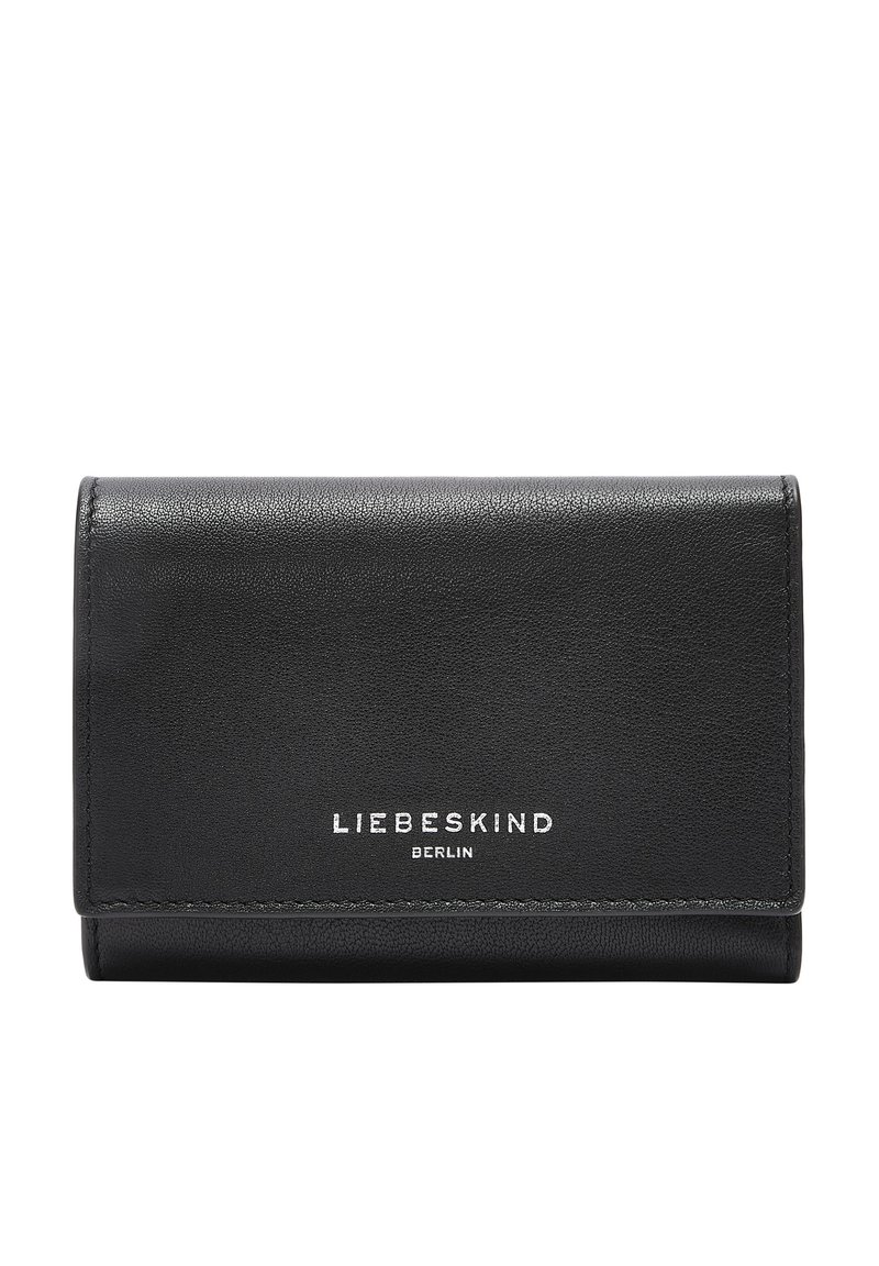 Portafoglio in pelle nera con una texture liscia. Presenta un design pieghevole e il logo argentato "LIEBESKIND BERLIN" sul davanti.