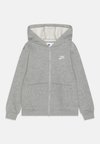 SPORTSWEAR CLUB FLEECE - Jaka ar rāvējslēdzēju - dark grey heather/base grey/white