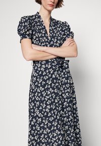 Lauren Ralph Lauren RALGIS-SHORT SLEEVE-DAY DRESS - Φόρεμα ημέρας - navy/cream