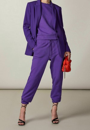 Patrizia Pepe, Spodnie treningowe