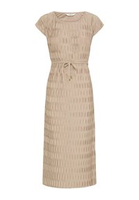 Robe midi beige avec manches courtes, motif rayures verticales texturé, encolure ronde et fine ceinture à nouer à la taille.