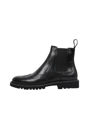 Bota Chelsea de cuero negro con costuras decorativas, panel lateral elástico, lengüeta y suela de goma gruesa.