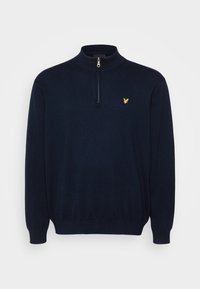 Maglione blu navy con collo alto e mezza zip frontale, realizzato in tessuto a maglia. Presenta un piccolo logo giallo sul petto.