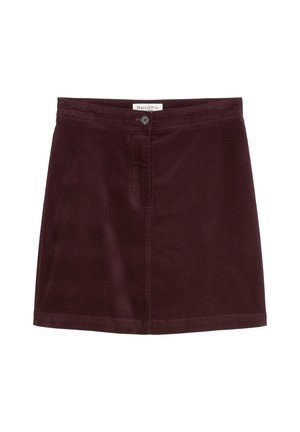 Bordeaux corduroy mini-rok met een frontale knoopsluiting, voorzien van een gladde textuur en rechte snit, geschikt voor casual kleding.