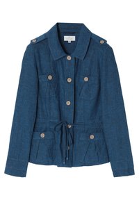 Blå linnéjacka med krage, fyra framfickor, knappstängning och midjesmickrande form. Har träknappar och en strukturerad yta.