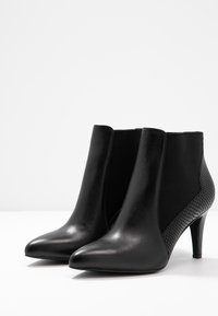 Anna Field Botines - black