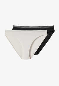 Unausgewählt, schwarz sand