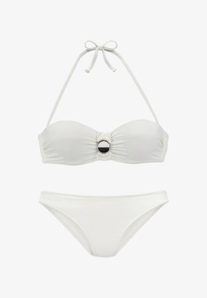 Weißes Bikini-Set mit einem Bandeau-Top, das in der Mitte mit einem schwarzen kreisförmigen Akzent verziert ist, und verstellbaren Halterneck-Trägern; inklusive passendem Bikini-Oberteil.