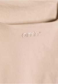 Thumbnail Image 8
