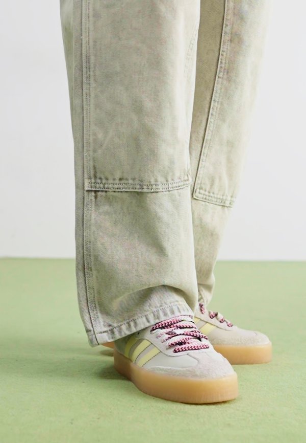 SAMBAE W - Trainers2