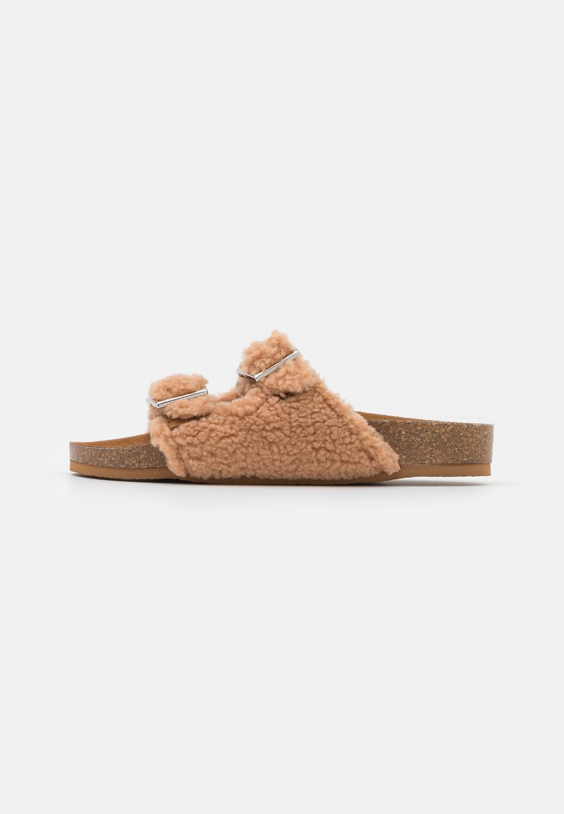 Damen Sneaker | Steve Madden CONNECTED Pantolette flach tan - QJ04809 Damen Sneaker | Steve Madden CONNECTED Pantolette flach tan - QJ04809