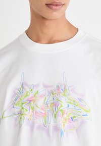 Weekday OVERSIZED GRAPHIC - T-shirt imprimé - white