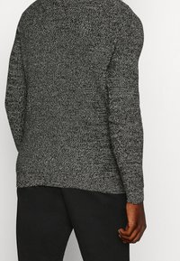 Redefined Rebel Strickpullover - black