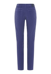 Pantaloni in corduroy viola con una vestibilità affusolata. Presentano due tasche posteriori e una cintura liscia. Tessuto testurizzato con un sottile motivo a righe.