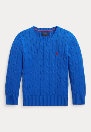 Pull bleu en maille torsadée avec col rond, poignets et ourlet côtelés, et petit logo brodé rouge Polo Ralph Lauren sur la poitrine.