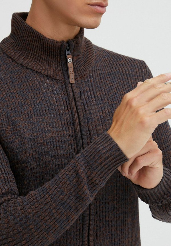 IDVALEGO - Cardigan2