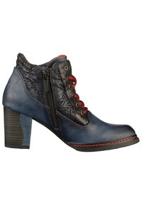 Bottine femme à talon moyen en cuir bleu avec dessus noir à motifs, lacets rouges, fermeture éclair latérale et couture rouge le long de la semelle.