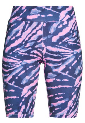 Visokotalasne biciklističke kratke hlače u plavoj i rozoj tie-dye boji. Izrađene od rastezljivog materijala s glatkom teksturom i bez vidljivih metalnih dijelova.