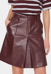 Saint Tropez LAVINIA - A-Linien-Rock - decadent chocolate