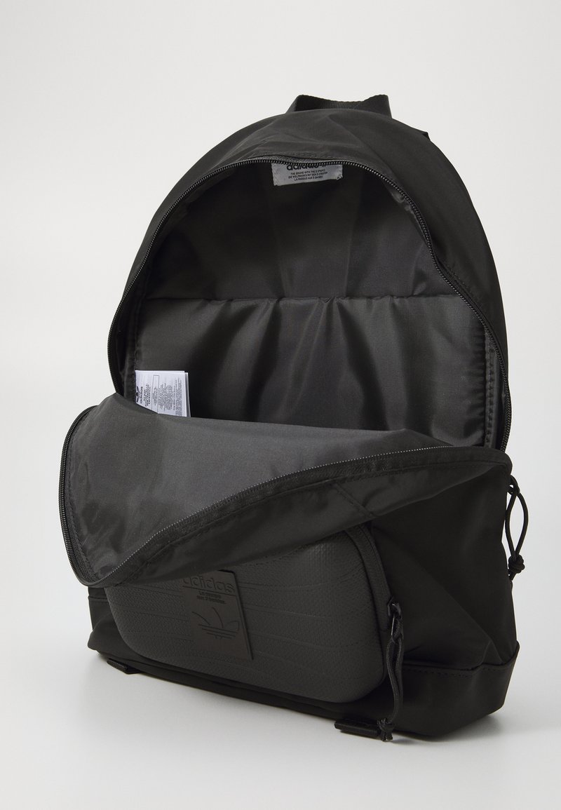 adidas gazelle silver green womens adidas 5-Star Team 2 Backpack