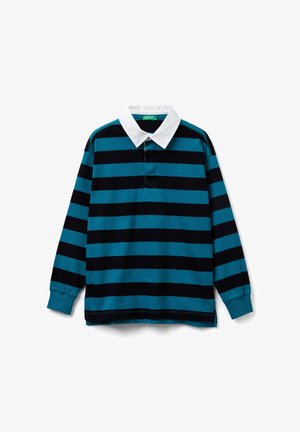 Langärmliges Rugby-Shirt mit türkisfarbenen und schwarzen horizontalen Streifen und weißem Kragen, flach auf einem weißen Hintergrund ausgelegt.