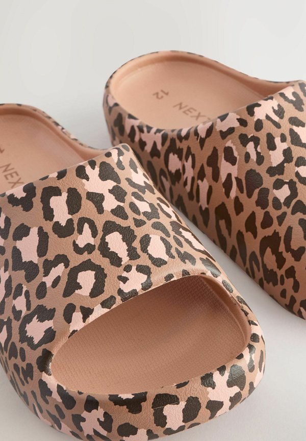 REGULAR FIT – CHUNKY – Badesandale – animal print