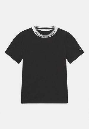 INTARSIA - T-shirt z nadrukiem - black