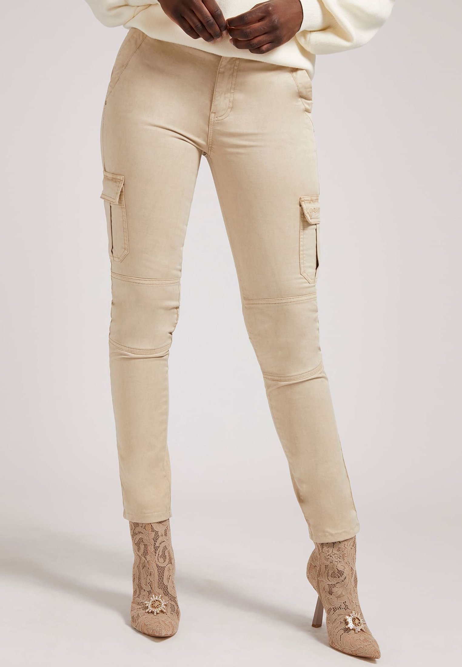 Guess HOSE CARGO FIT - Pantaloni cargo - beige - Zalando.it