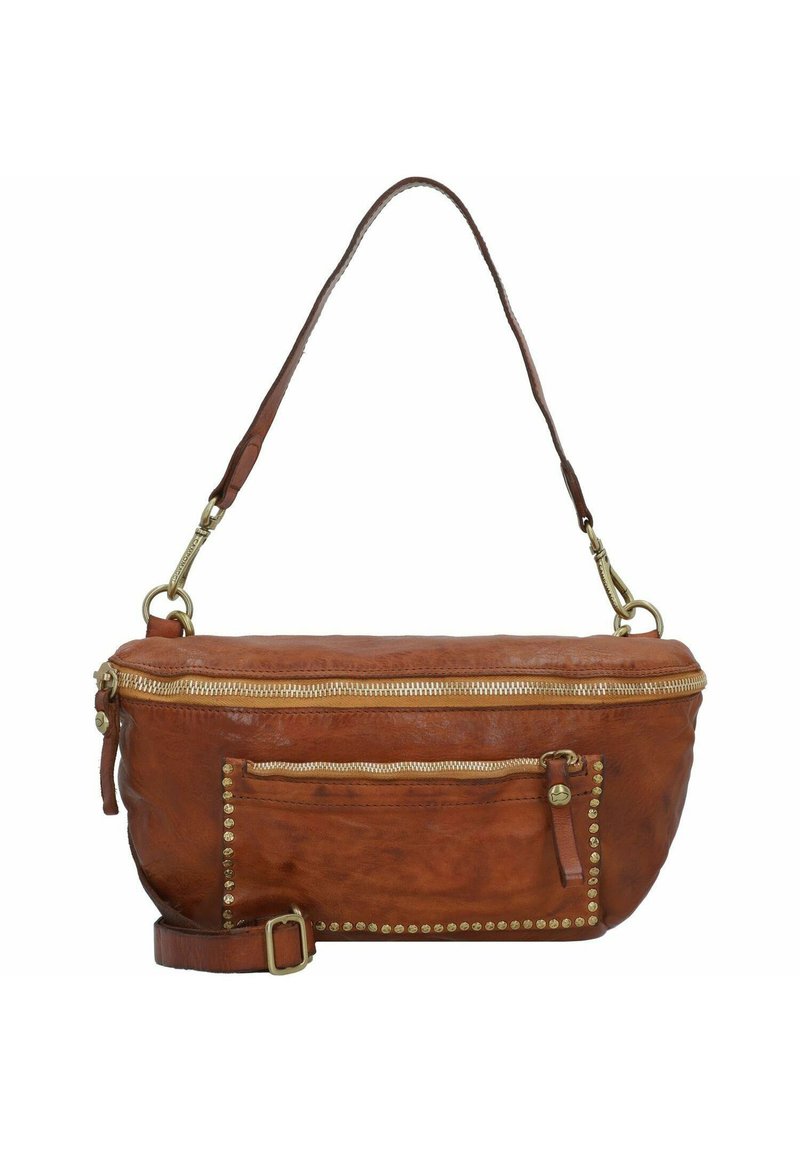 Borsa a mano in pelle marrone con una cerniera dorata, borchie decorative lungo la parte anteriore e una tracolla removibile. Presenta una tasca frontale con zip.