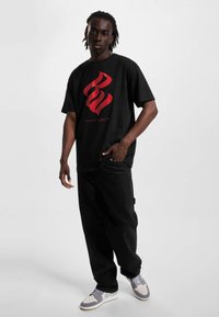 Rocawear BIGLOGO  - Marškinėliai su spaudiniu - black red