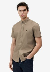 REGULAR FIT - STRETCH OXFORD SHORT SLEEVE - Overhemd - stone natural