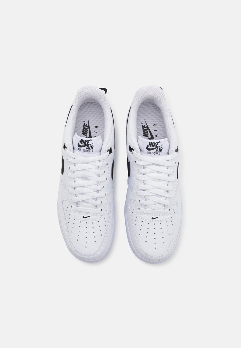 Nike Sportswear AIR FORCE '07 LV8 Sneakers laag white/black