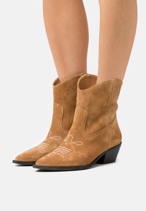 Stivali Western Cowboy Da Uomo, Slip-on Con Tacco Cubano Nero Taglie Uk 6 12 - Foto 3