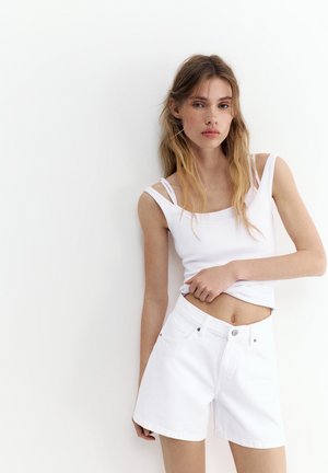 PULL&BEAR, Short en jean - white