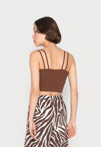 Even&Odd Top - brown