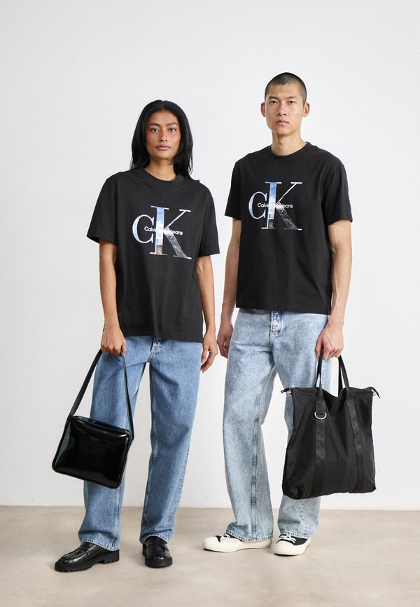 PHOTO MONOGRAM TEE UNISEX - Print T-shirt2