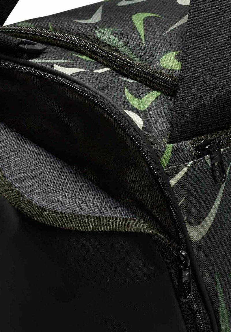 Herren Rucksäcke | Nike Performance Sporttasche oliv/oliv - WV95368 Herren Rucksäcke | Nike Performance Sporttasche oliv/oliv - WV95368