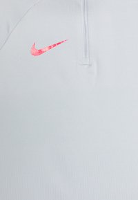 Nike Performance K NK STRK DRIL TOP K BR - Maglietta a manica lunga - pure platinum/volt/hyper pink