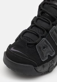 Thumbnail Image 6