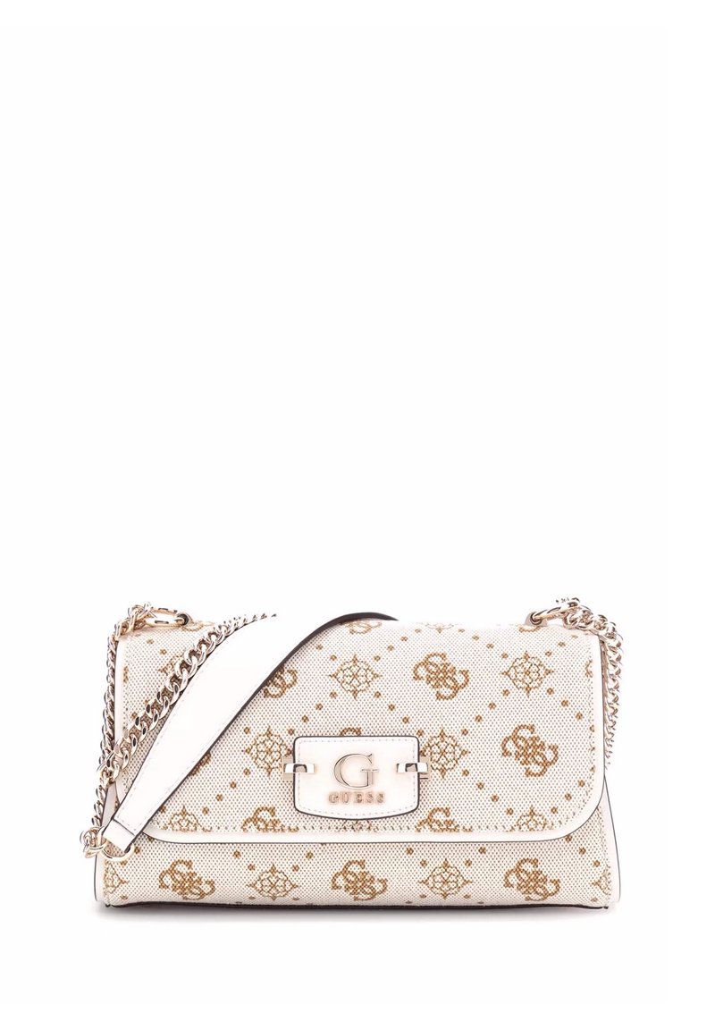 Borsa a tracolla bianca in tessuto con motivo a logo dorato, tracolla in catena argentata e chiusura metallica, caratterizzata da una texture liscia e una forma rettangolare.