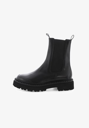 Schwarze Leder Chelsea-Stiefel mit elastischen Seitenpaneelen, Zuglaschen und dicken, gezackten Gummisohlen für verbesserten Halt und Langlebigkeit.