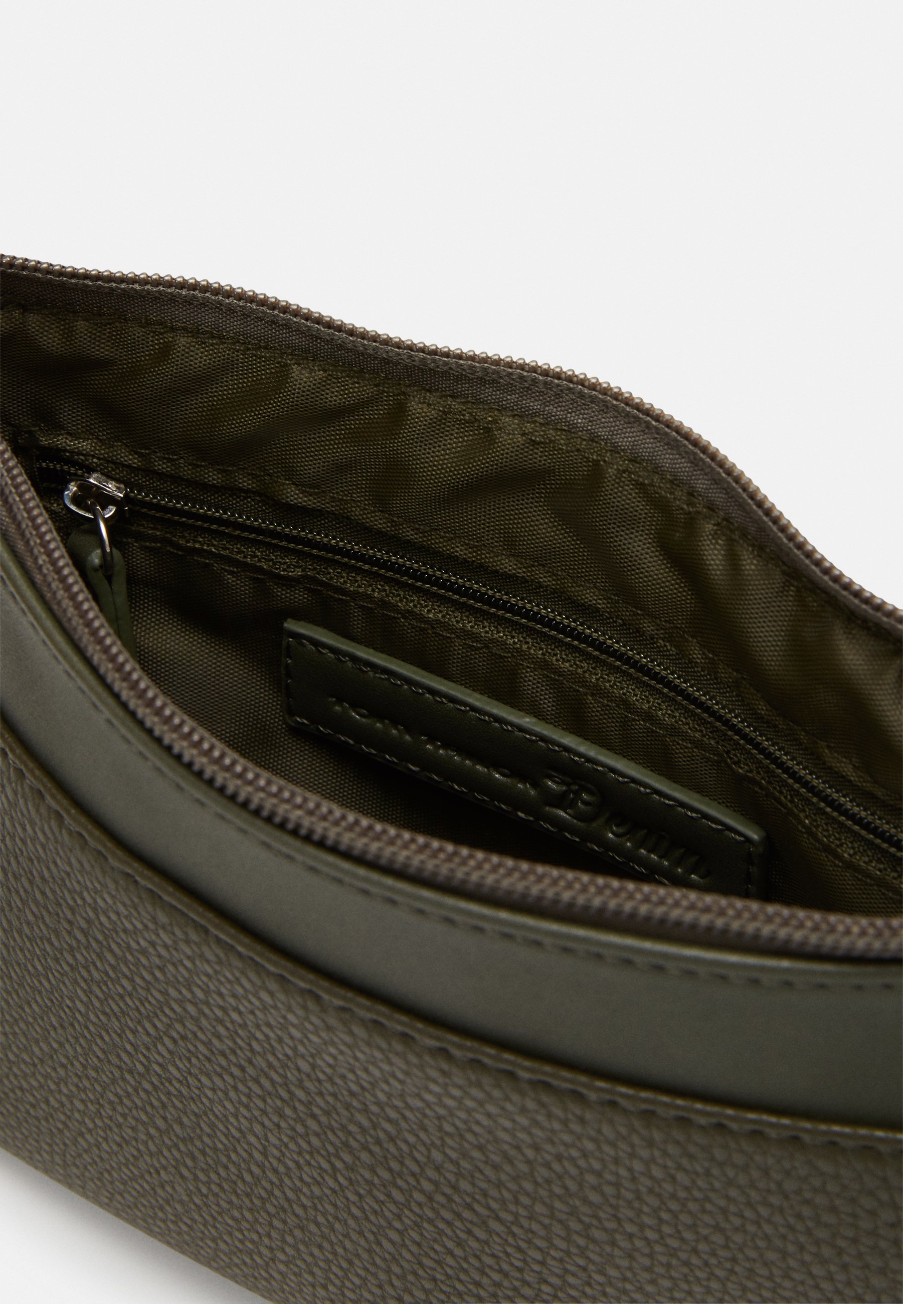TOM TAILOR DENIM ARONA Skulderveske khaki Zalando.no TOM TAILOR DENIM ARONA Shoppingveske khaki Zalando.no