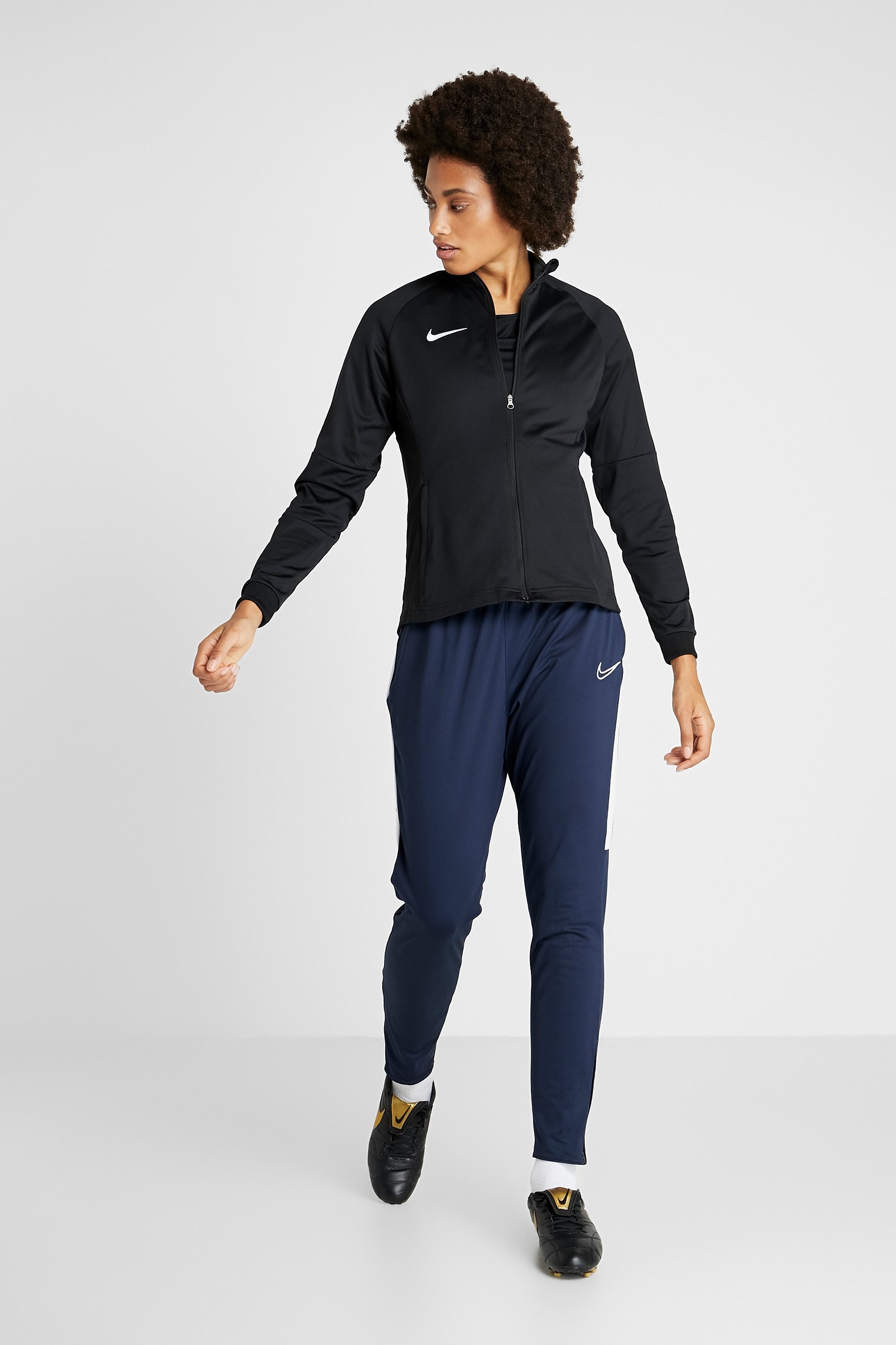 survetement nike dri fit
