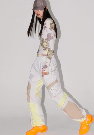 adidas by Stella McCartney ASMC TP - Trainingsbroek - chalk pearl trace khaki