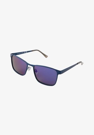 Rechteckige Sonnenbrille mit blauem Metallgestell, violett getönten Gläsern und klaren, verstellbaren Nasenpads, schräg gezeigt, sodass beide Bügel sichtbar sind.